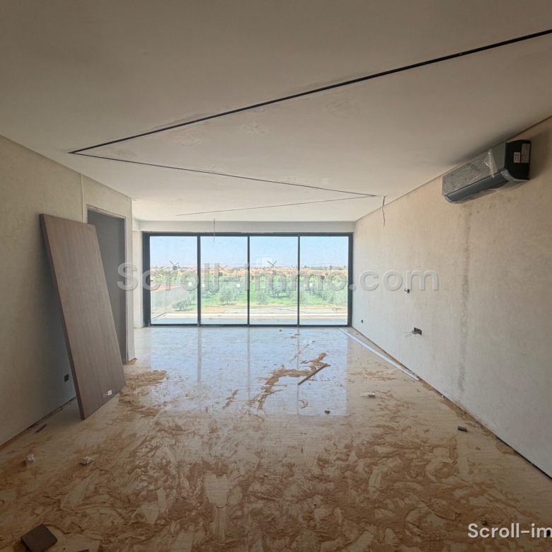 Villa en phase finale d’achèvement – 700m² à Route de Fès