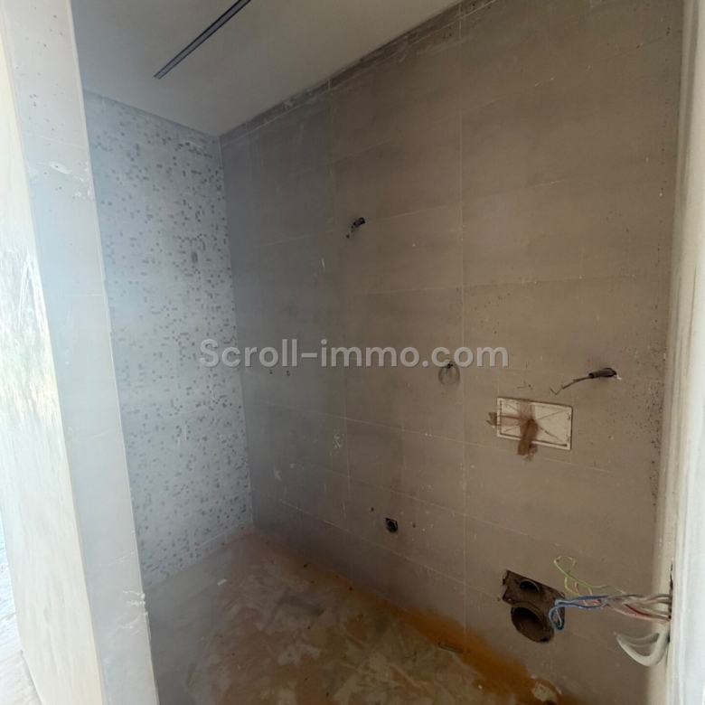 Villa en phase finale d’achèvement – 700m² à Route de Fès
