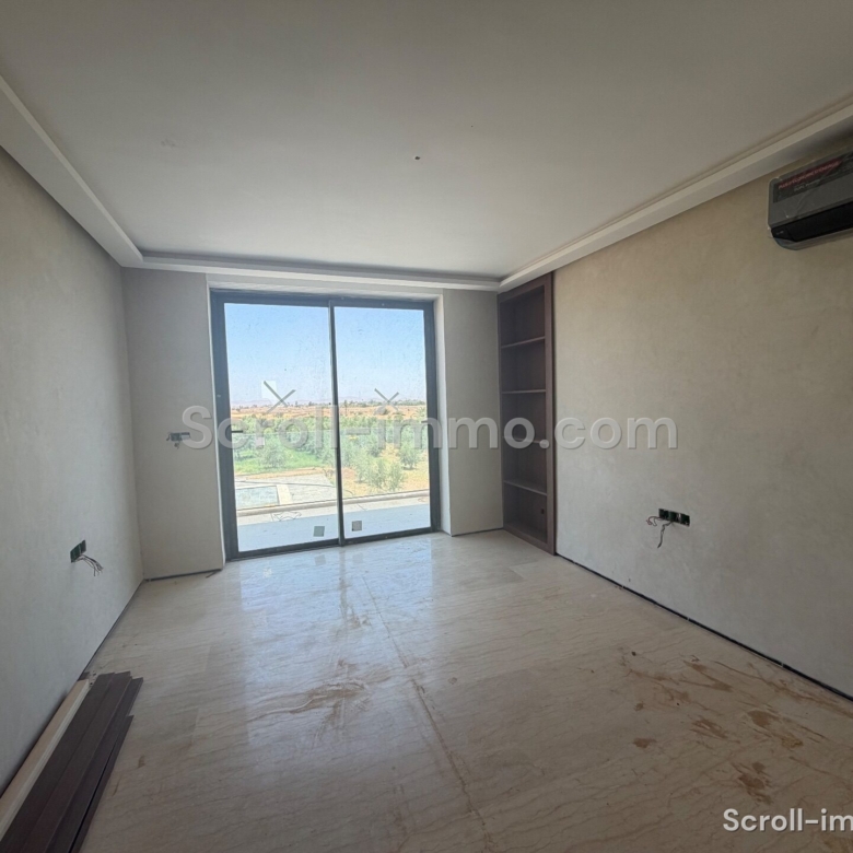 Villa en phase finale d’achèvement – 700m² à Route de Fès