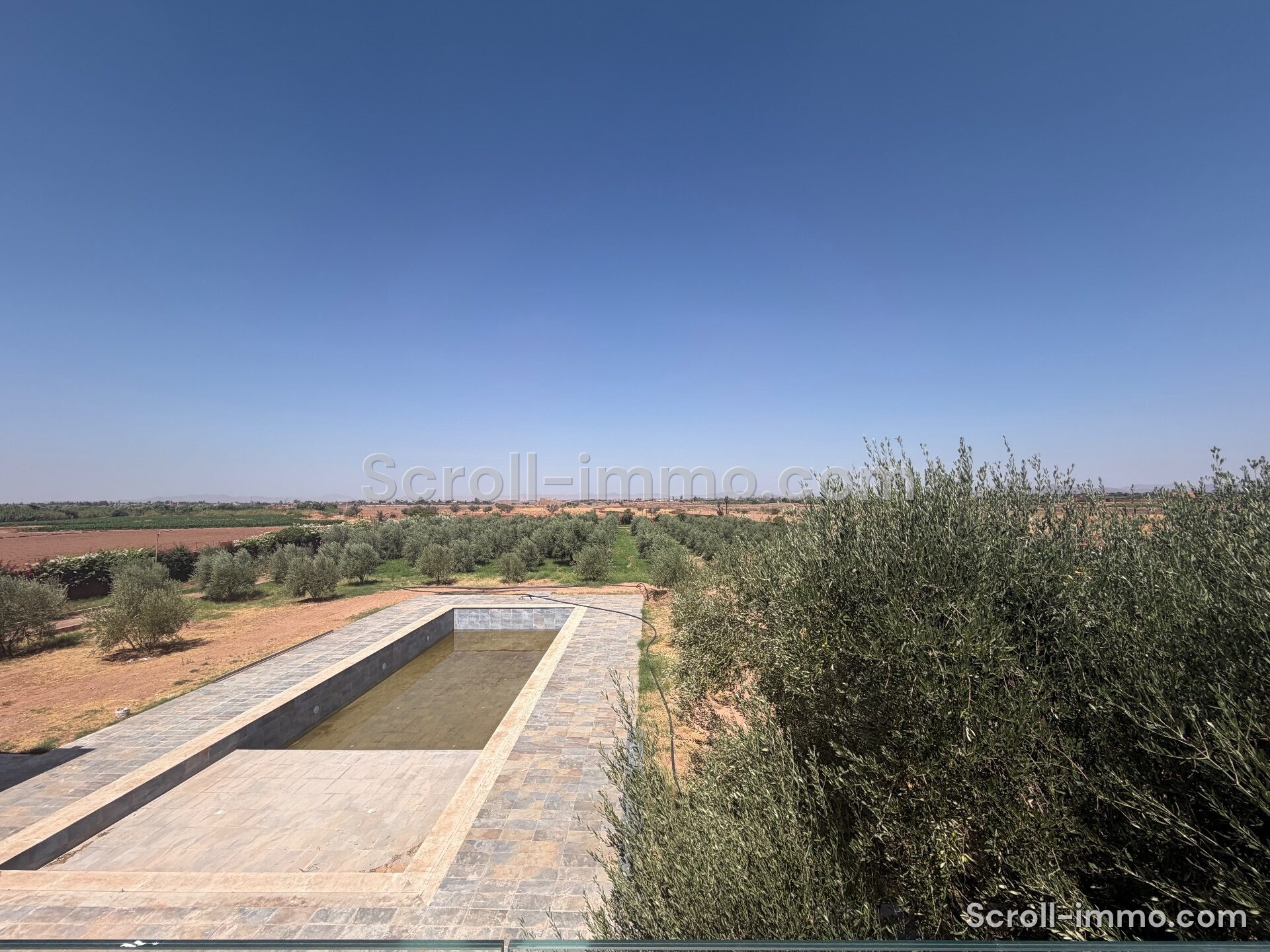 Villa en phase finale d’achèvement – 700m² à Route de Fès