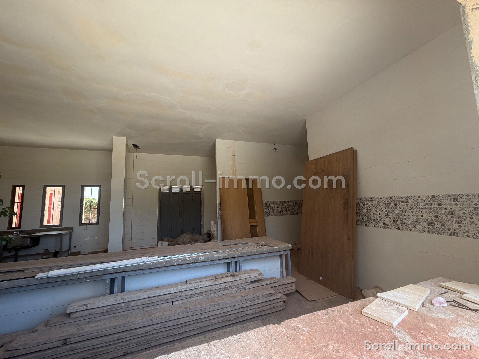 Villa en phase finale d’achèvement – 700m² à Route de Fès