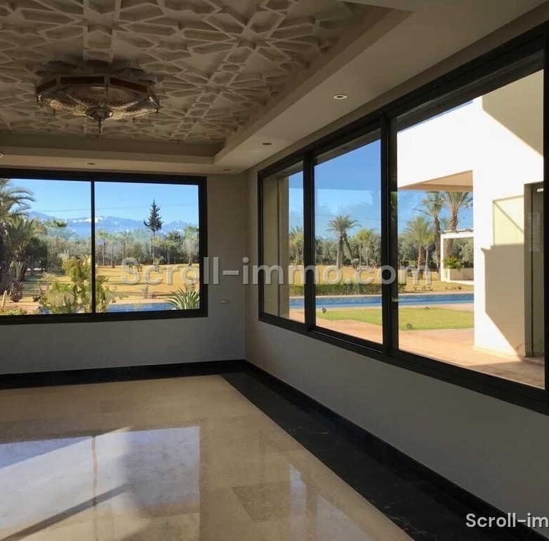Villa d’exception – 2000m² à Route de l’Ourika