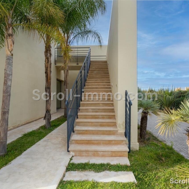 Villa d’exception – 2000m² à Route de l’Ourika