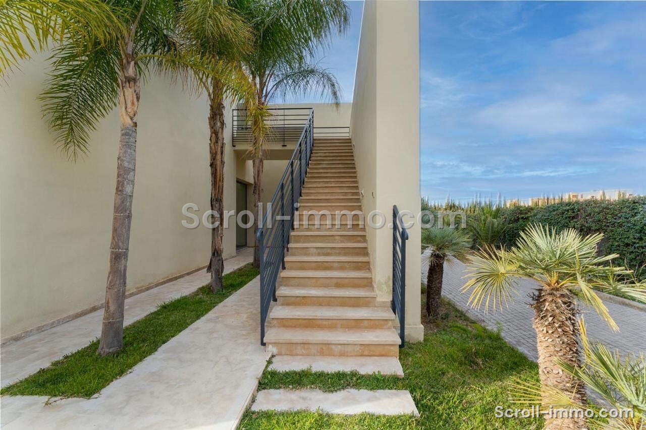 Villa d’exception – 2000m² à Route de l’Ourika