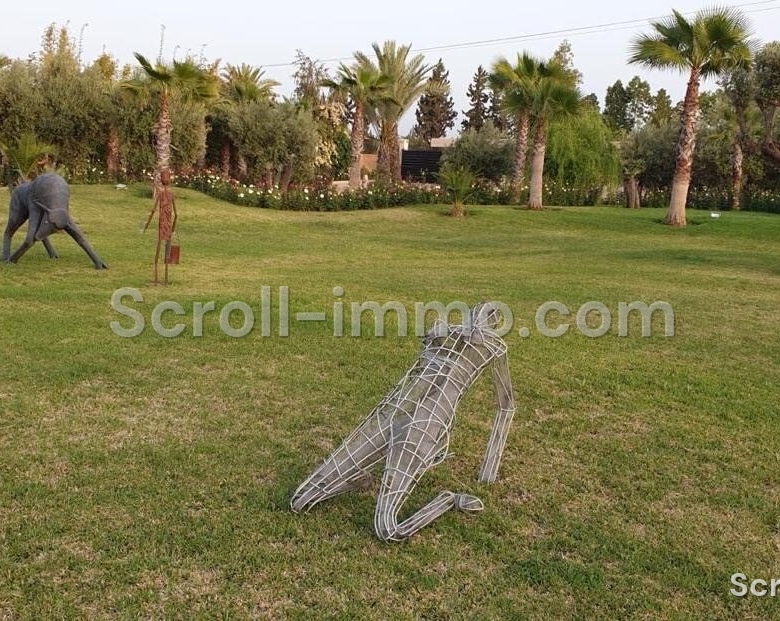 Villa d’exception – 2000m² à Route de l’Ourika