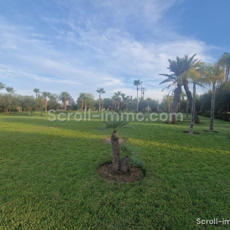 Villa d’exception – 2000m² à Route de l’Ourika