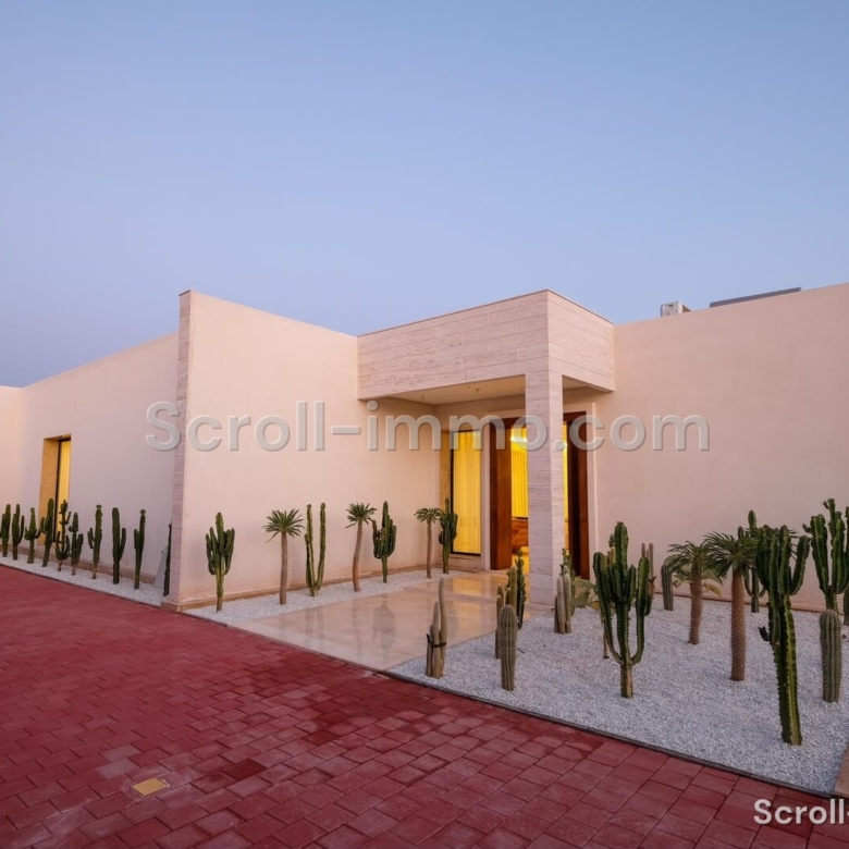 Villa d’exception – 350m² à Route de Ouarzazate