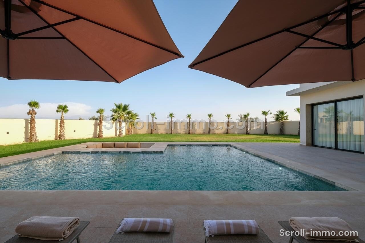 Villa d’exception – 350m² à Route de Ouarzazate