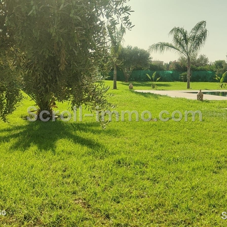 Villa d’exception – 300m² à Route de Ouarzazate