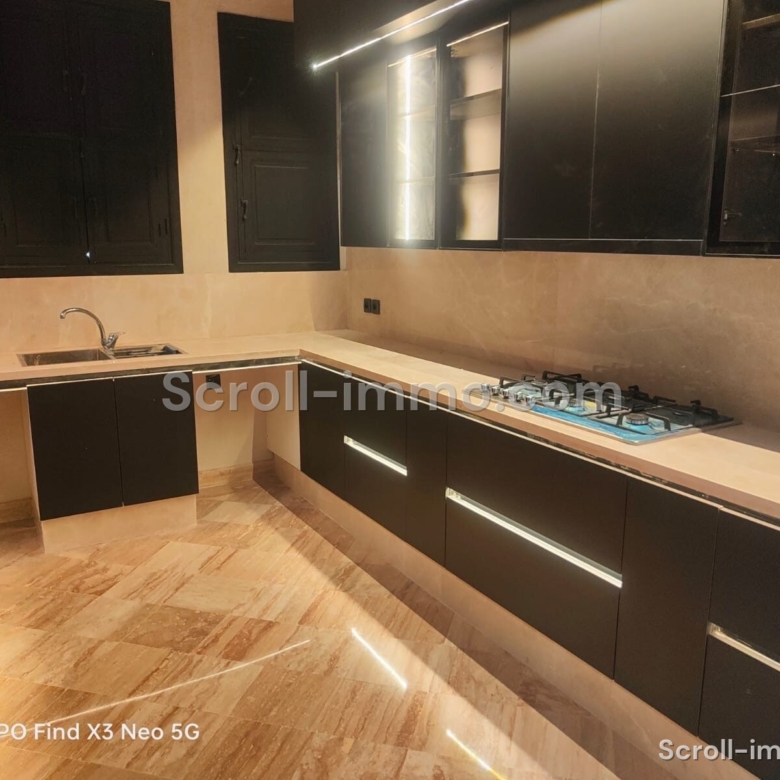 Villa d’exception – 300m² à Route de Ouarzazate