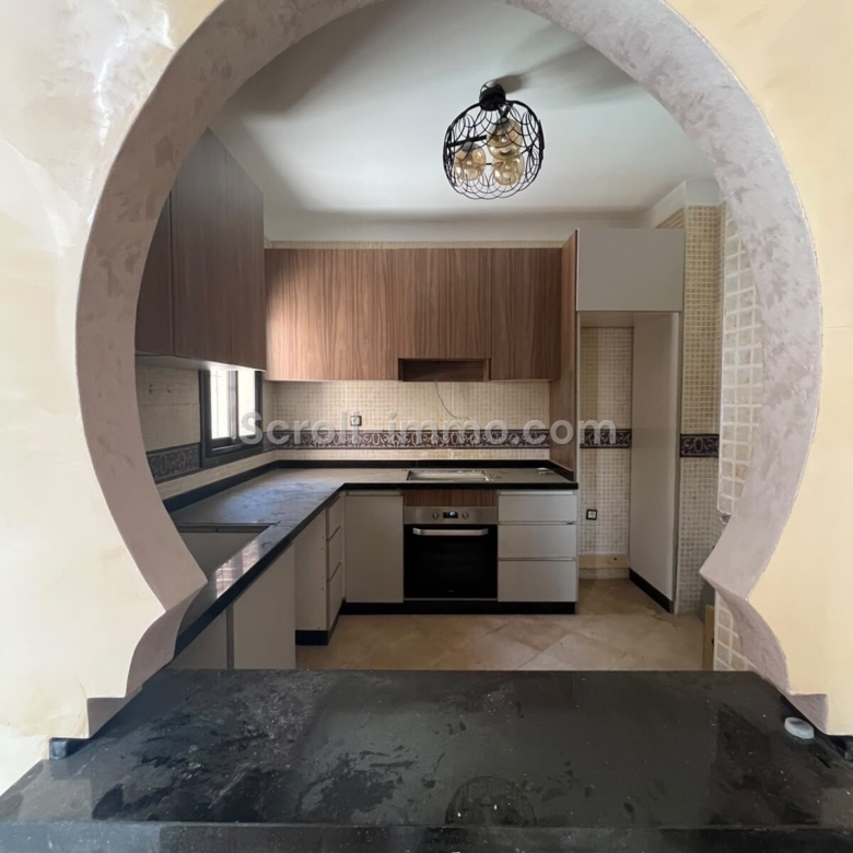 Villa style riad – 500m² à Route de Fès