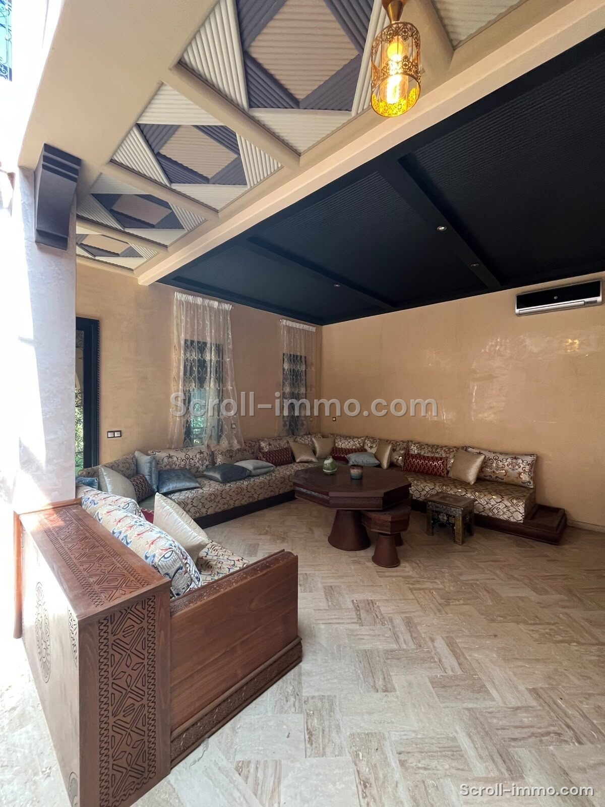 Villa style riad – 500m² à Route de Fès