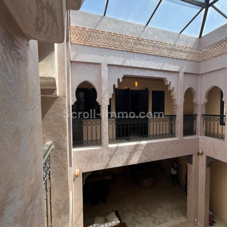 Villa style riad – 500m² à Route de Fès