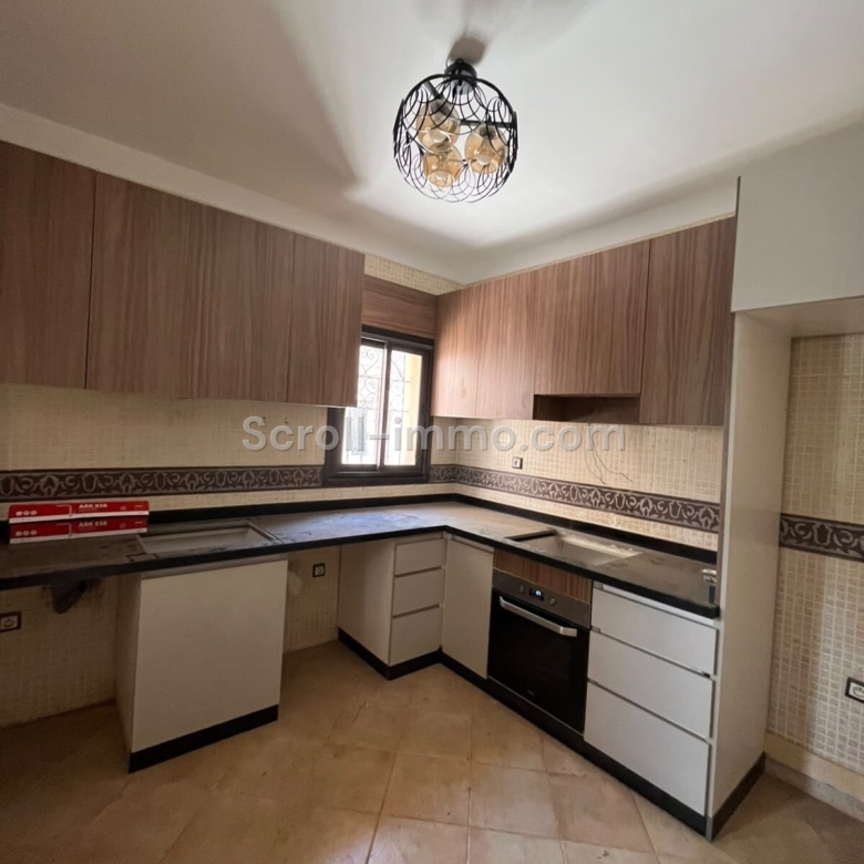 Villa style riad – 500m² à Route de Fès