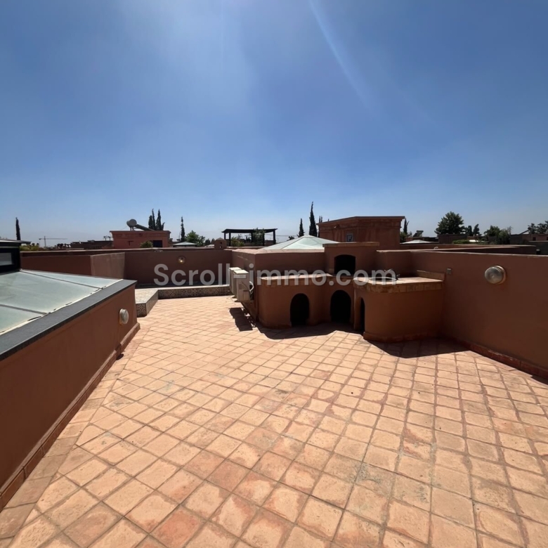 Villa style riad – 500m² à Route de Fès