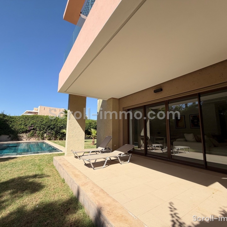 Villa d’exception – 300m² à Route de Tahannaout