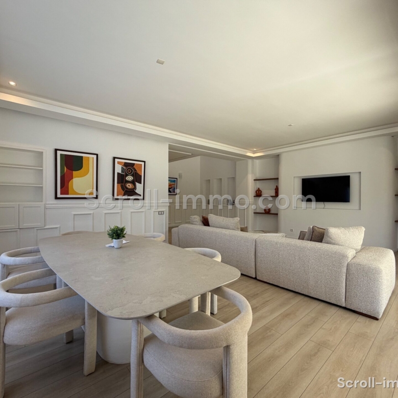 Villa d’exception – 300m² à Route de Tahannaout