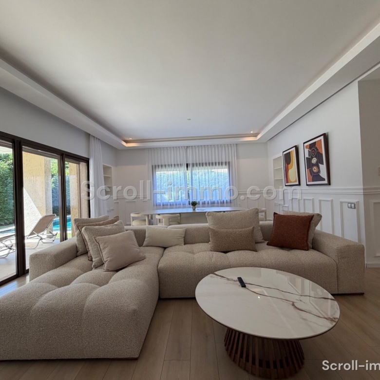 Villa d’exception – 300m² à Route de Tahannaout