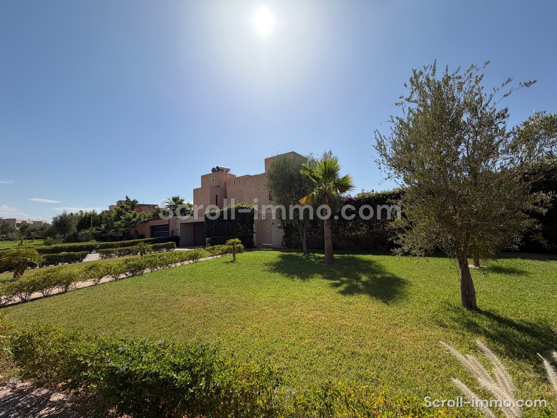Villa d’exception – 300m² à Route de Tahannaout