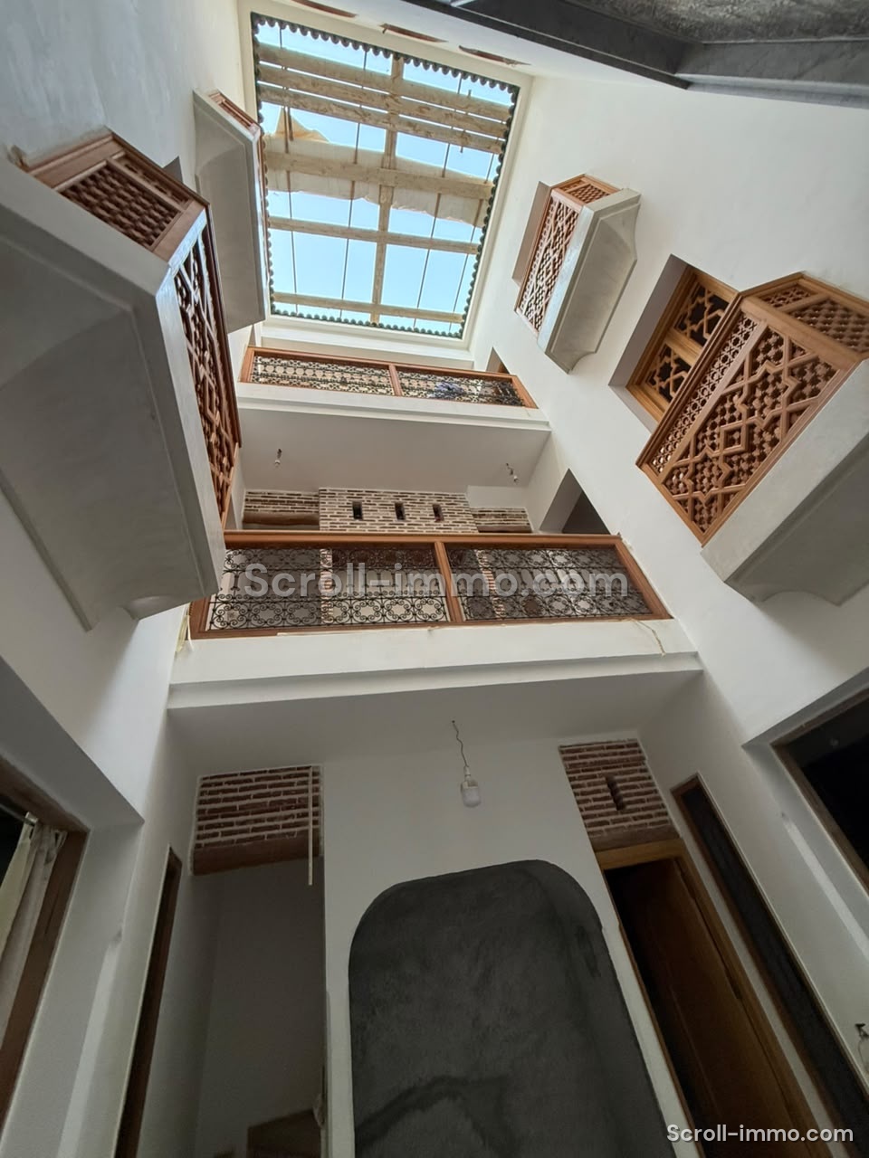f4208b06-a739-4de2-940f-2ebf25298d46-PHOTO_2026_09_18_14_29_01 Somptueux Riad de 62 m² reconstruit avec artisanat d’exception Bab Doukkala — Médina de Marrakech