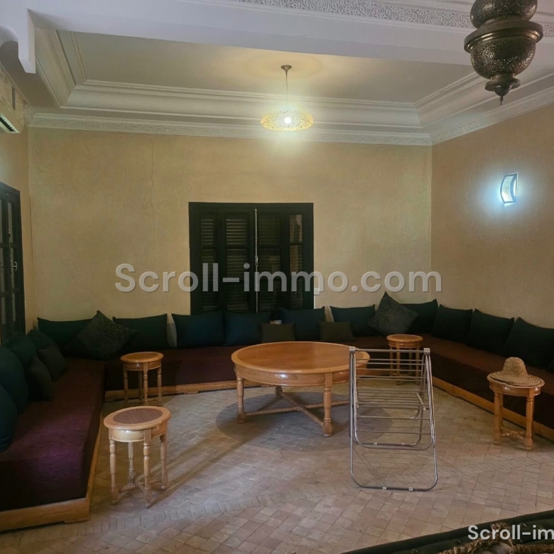 Villa traditionnelle – 240m² à Route de Fès