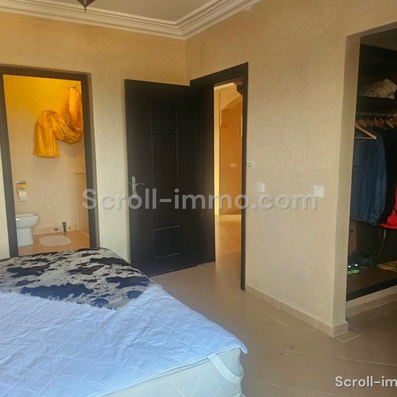 Villa traditionnelle – 240m² à Route de Fès