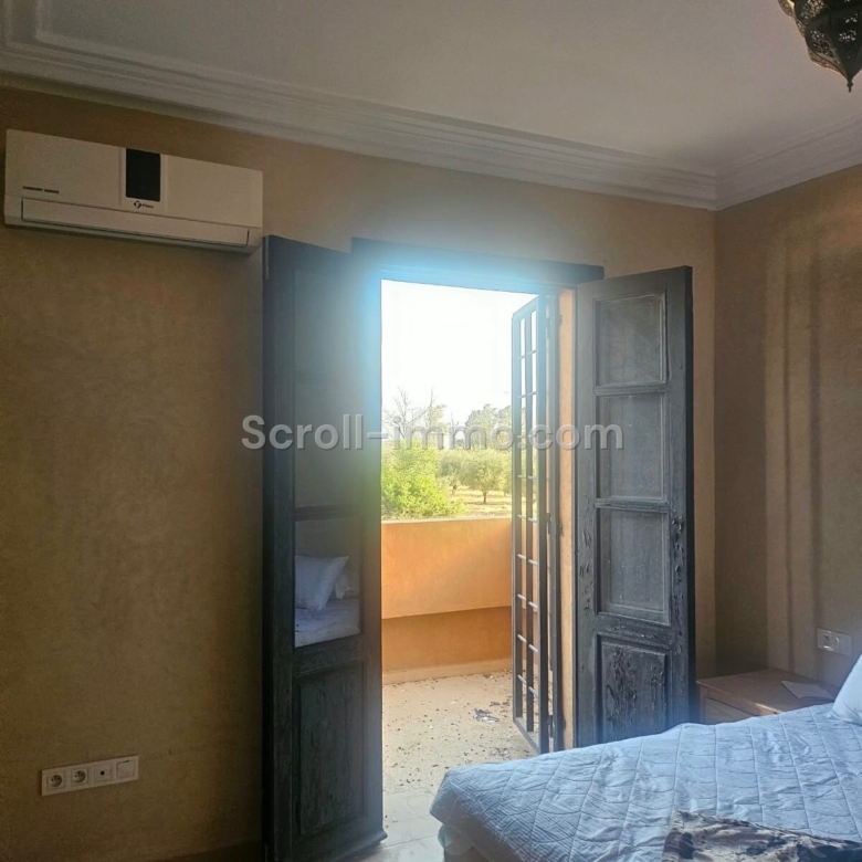 Villa traditionnelle – 240m² à Route de Fès
