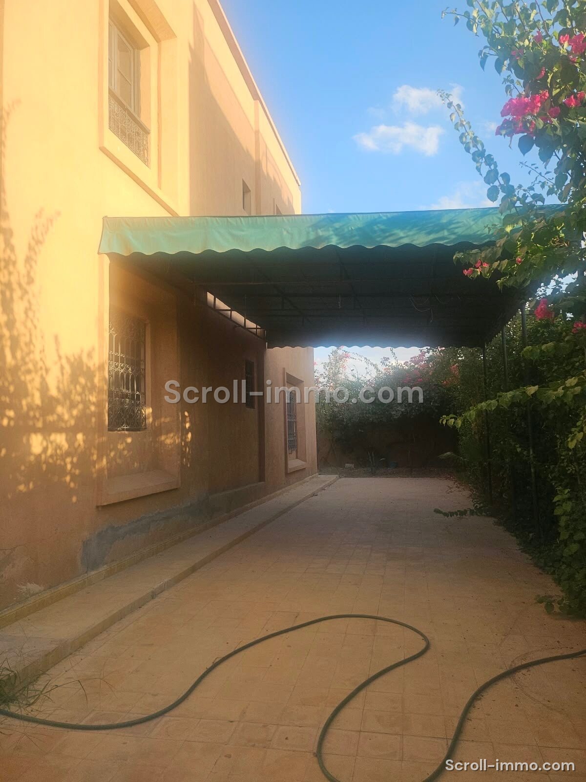 Villa traditionnelle – 240m² à Route de Fès