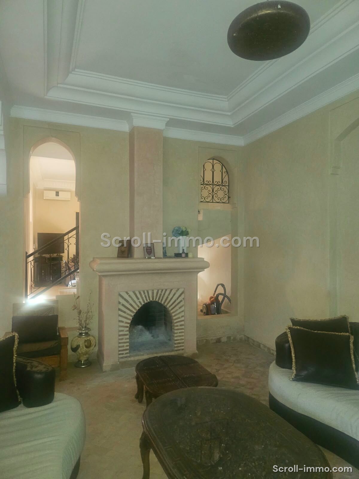 Villa traditionnelle – 240m² à Route de Fès