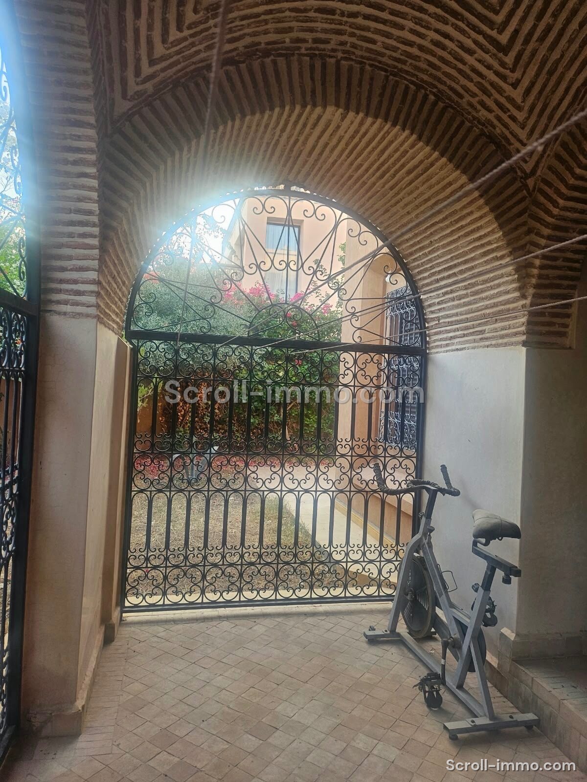 Villa traditionnelle – 240m² à Route de Fès