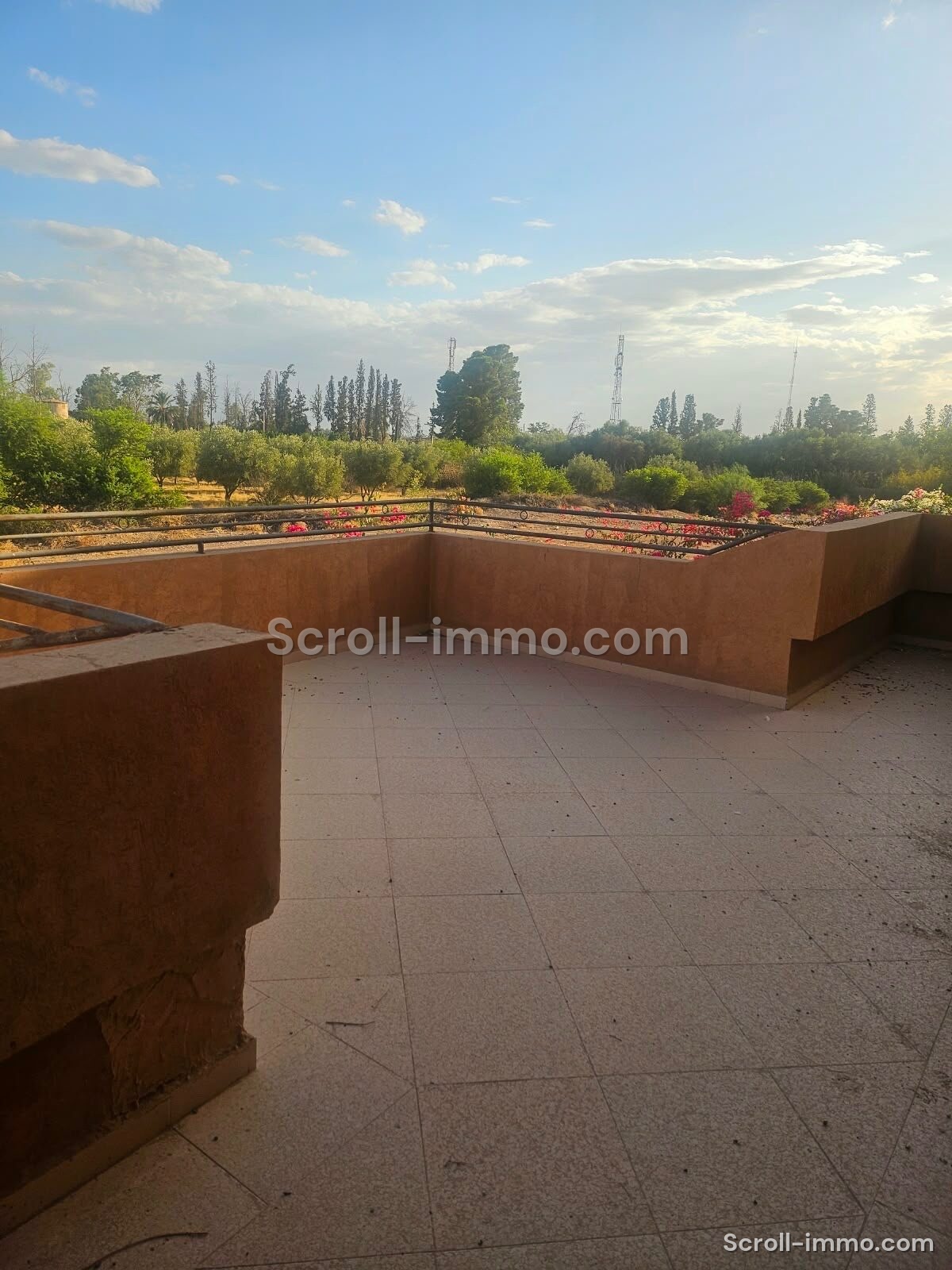 Villa traditionnelle – 240m² à Route de Fès