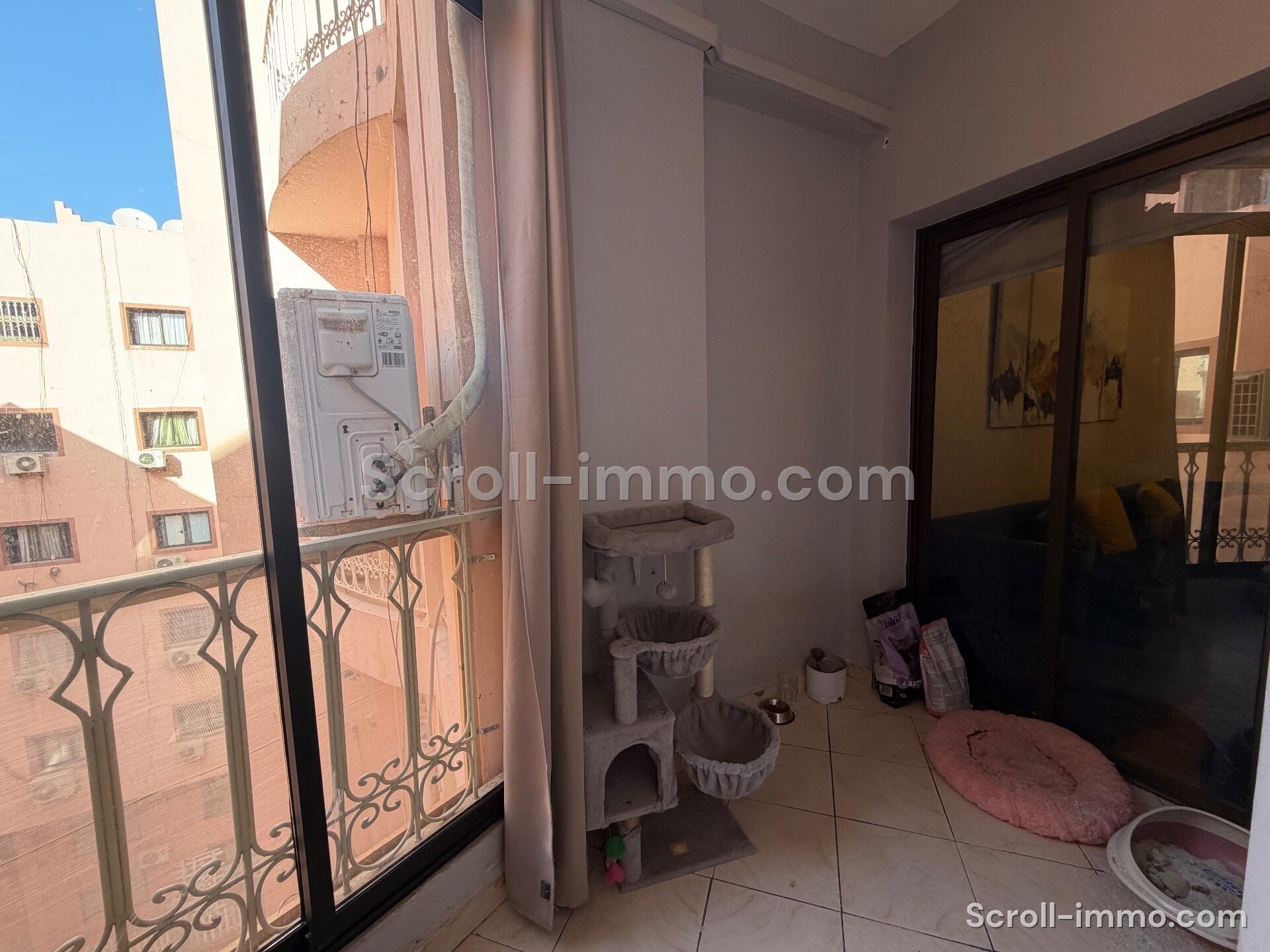 Appartement dans une résidence avec piscine – 71m² à Route de Casablanca