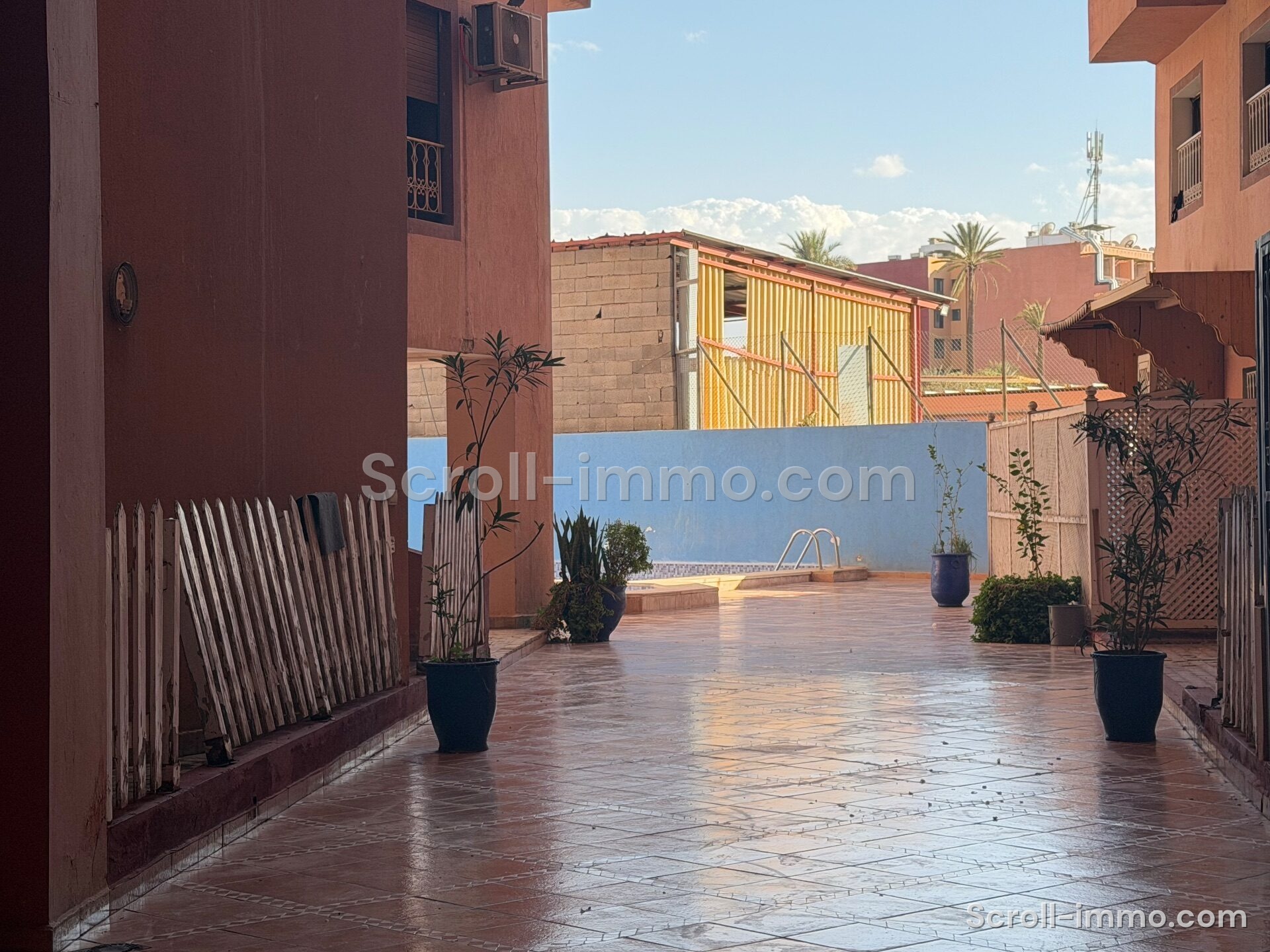 Appartement dans une résidence avec piscine – 71m² à Route de Casablanca