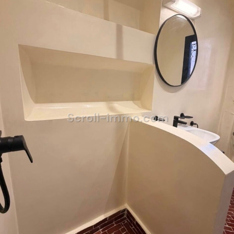 Riad de charme avec rooftop panoramique – Marrakech – 150m² à Bab lakhmis
