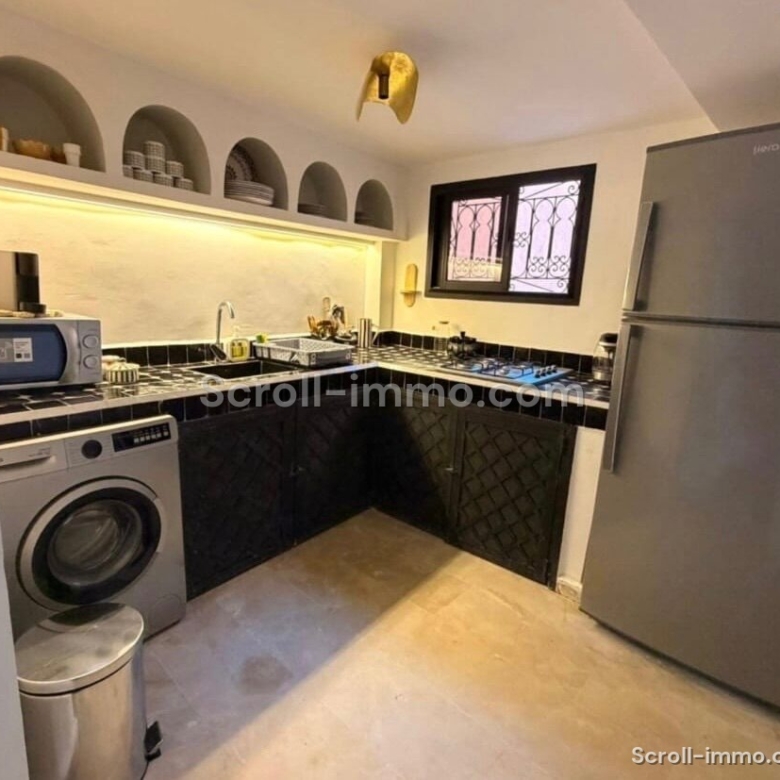 Riad de charme avec rooftop panoramique – Marrakech – 150m² à Bab lakhmis