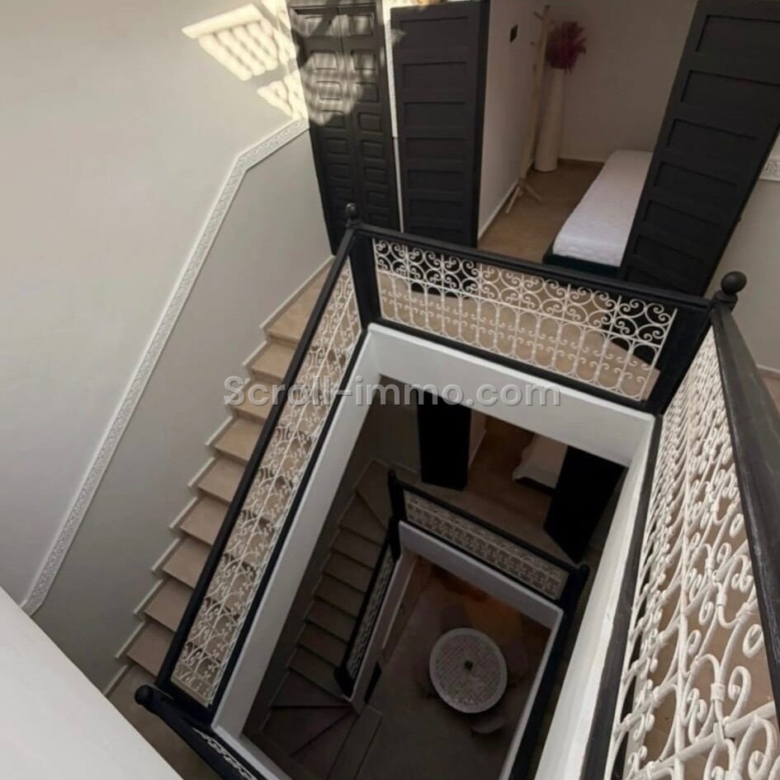 Riad de charme avec rooftop panoramique – Marrakech – 150m² à Bab lakhmis