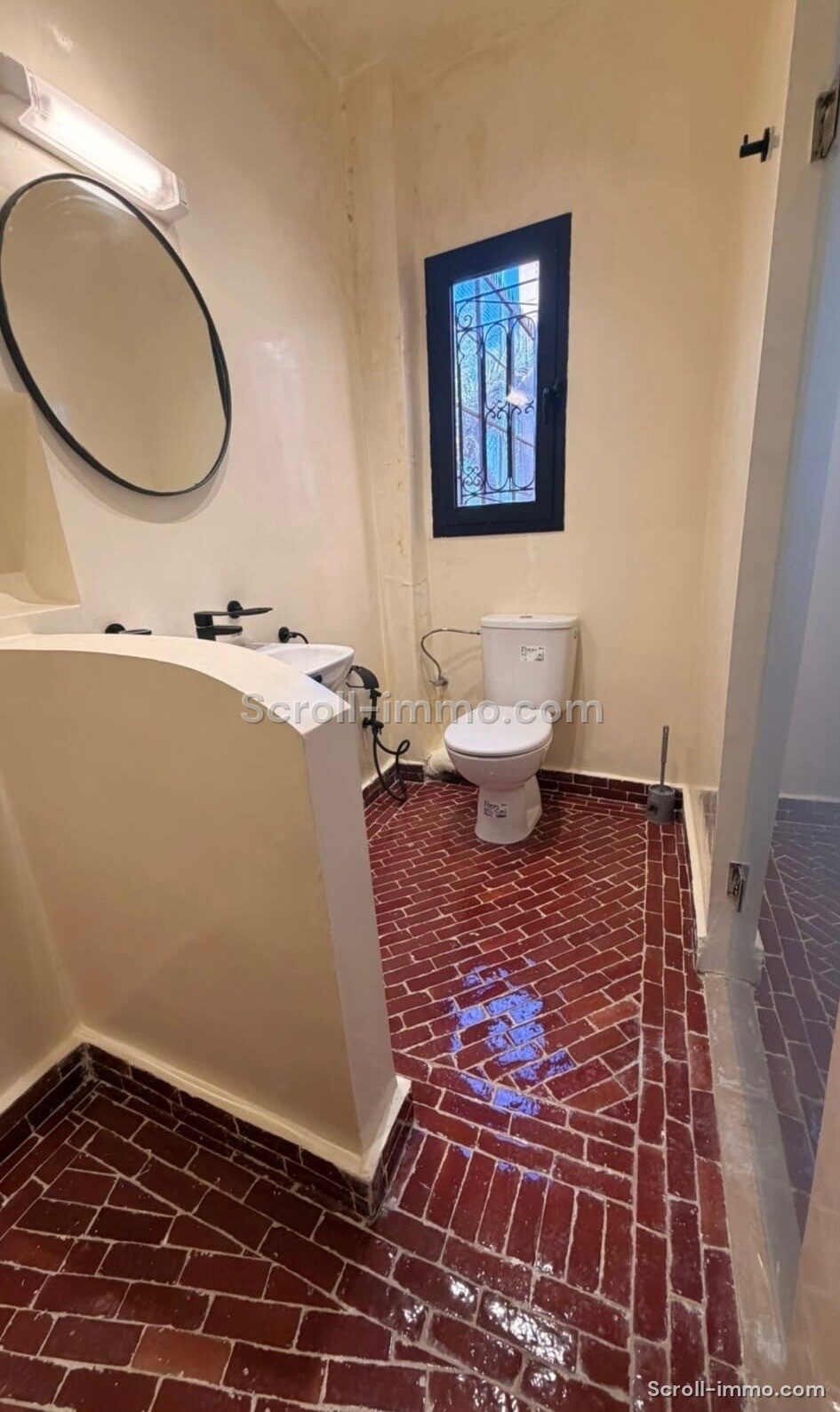 Riad de charme avec rooftop panoramique – Marrakech – 150m² à Bab lakhmis