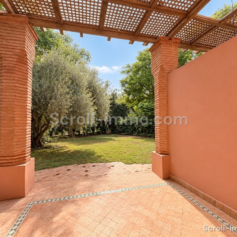 APPARTEMENT AVEC JARDIN PRIVATIF – PALMERAIE – 116m²