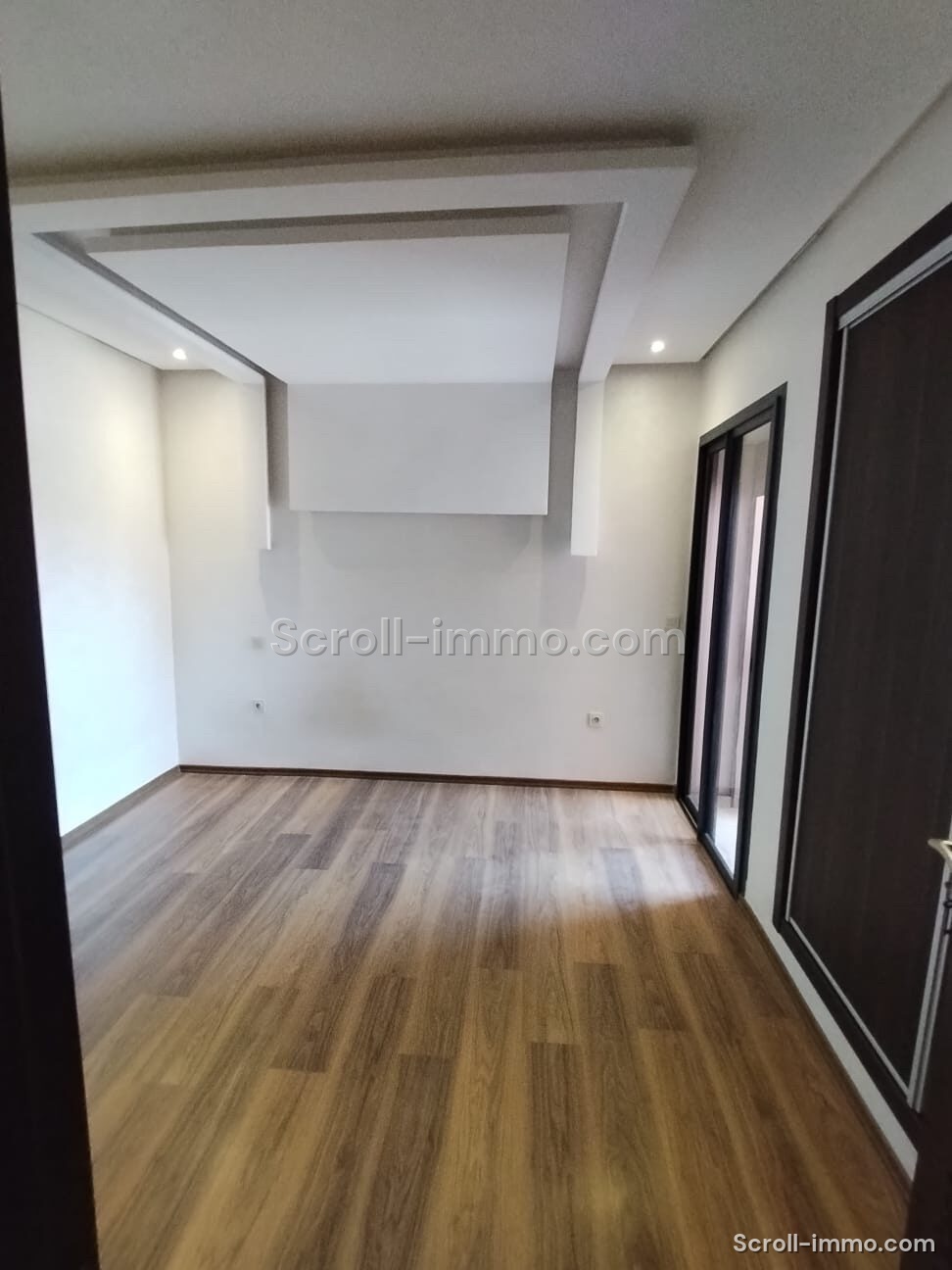 Appartement dans une résidence avec piscine à vendre – 80m² à Route de Safi