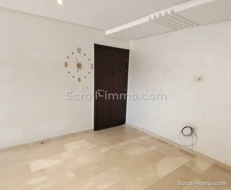 Appartement dans une résidence avec piscine à vendre – 80m² à Route de Safi
