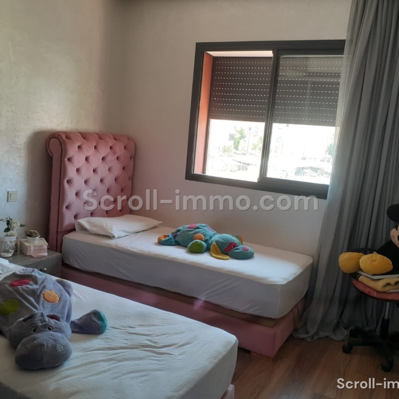 Appartement dans une résidence avec piscine à vendre – 80m² à Route de Safi