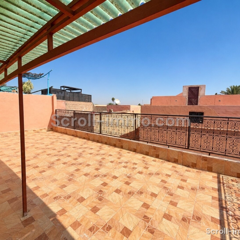Petit Riad au cœur de la médina – 68m² à Sidi Boudchich