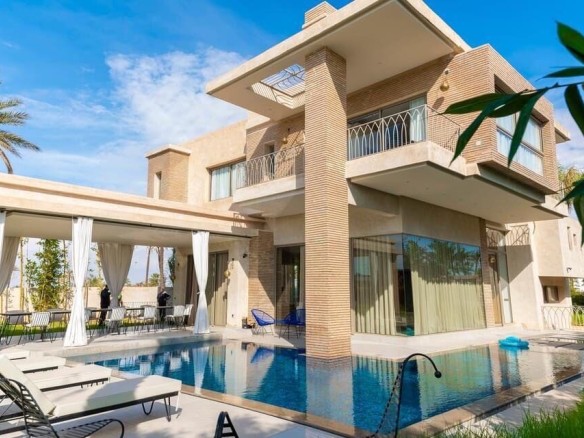 Villa moderne résidence golfique – 700m² à Amelkis