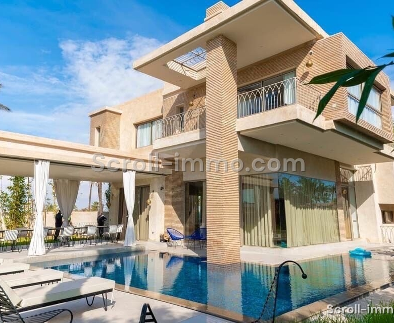 Villa moderne résidence golfique – 700m² à Amelkis