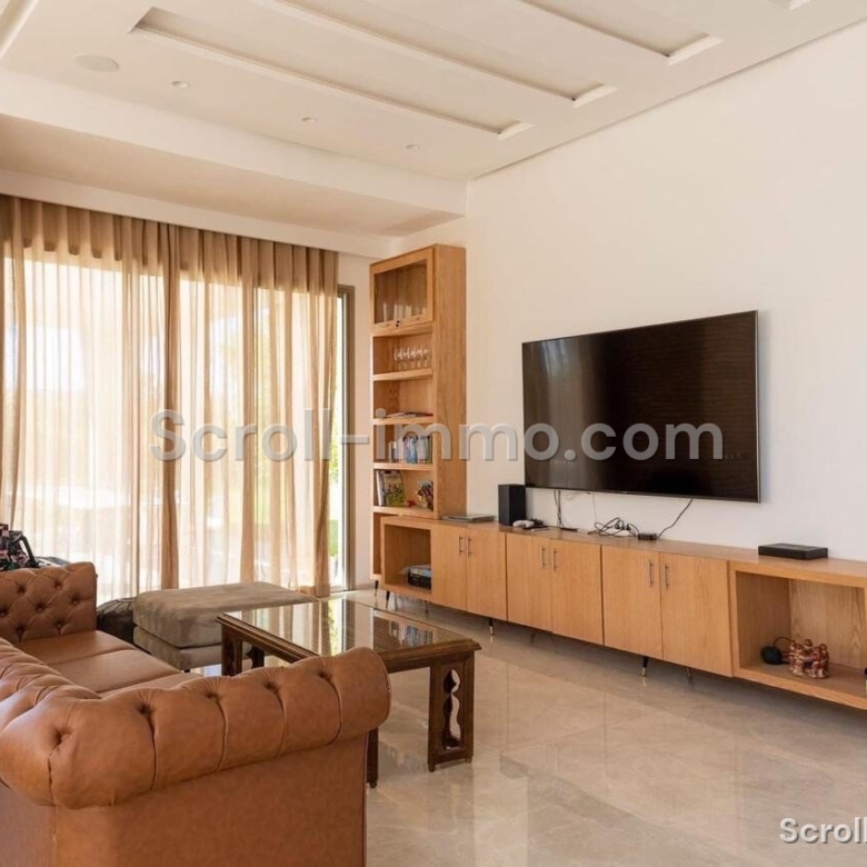 Villa moderne résidence golfique – 700m² à Amelkis