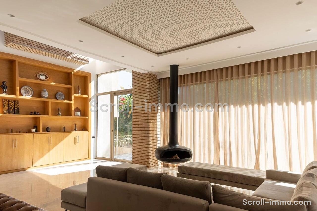 Villa moderne résidence golfique – 700m² à Amelkis