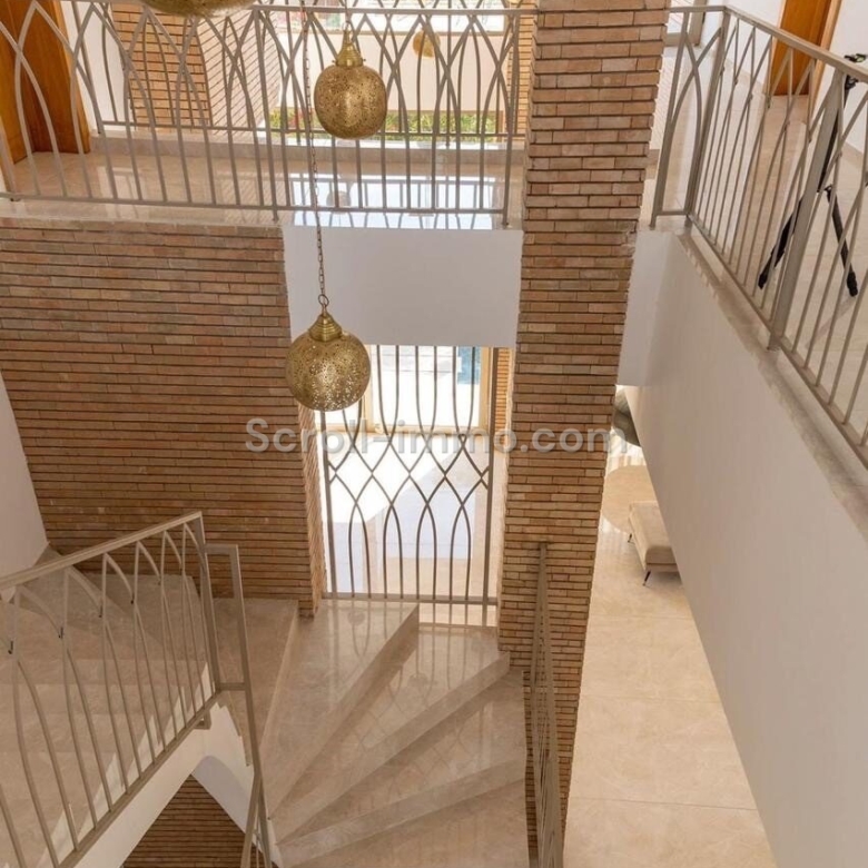 Villa moderne résidence golfique – 700m² à Amelkis