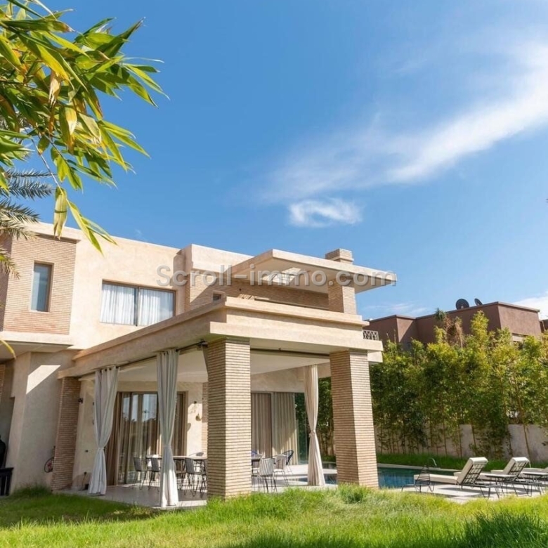 Villa moderne résidence golfique – 700m² à Amelkis