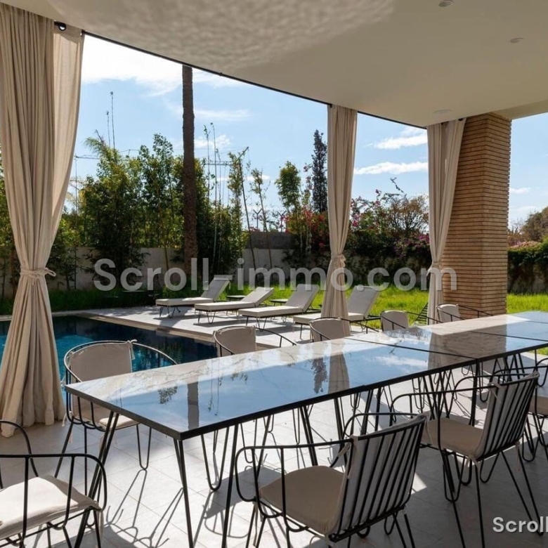 Villa moderne résidence golfique – 700m² à Amelkis