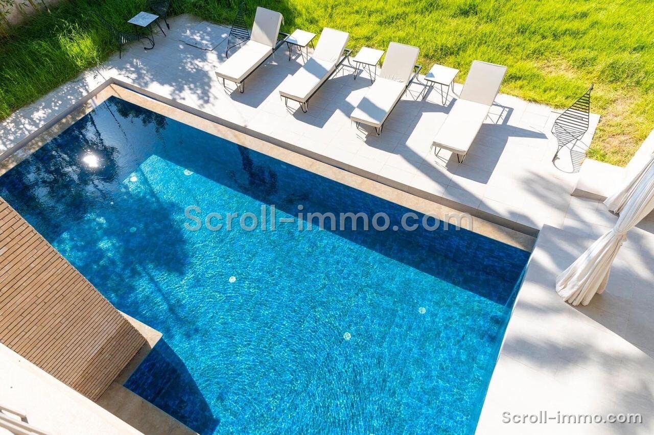 Villa moderne résidence golfique – 700m² à Amelkis